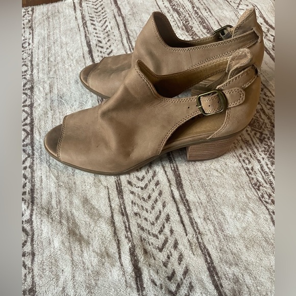 Lucky brand peep toe leather buckle booties size 9 - Picture 5 of 13